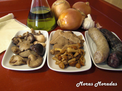 ingredientes para hacer coca de recapte de setas y butifarra